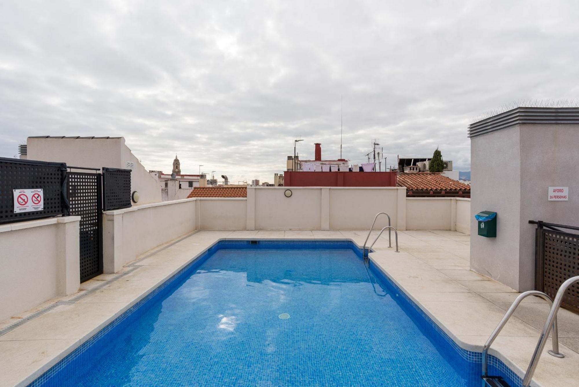 Historic Centre + Rooftop + Parking Lägenhet Málaga